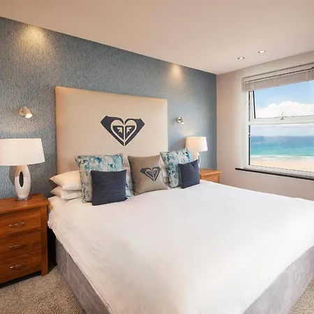 Esplanade 4* New Quay