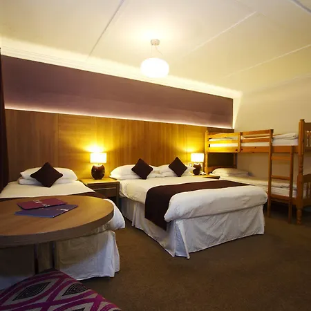 Esplanade Hotel 4*