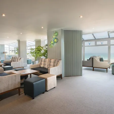 Esplanade 4*